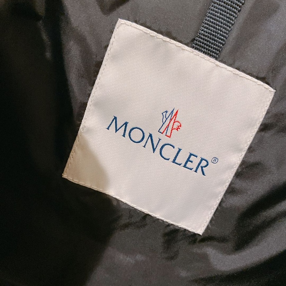 Moncler down puffer jacket - Picture 5 of 14
